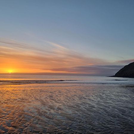 Impeccable Beachfront 2-Bed Cottage In St Bees Exterior foto